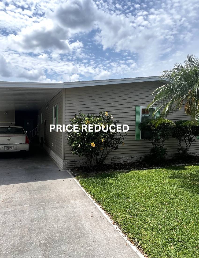 Winter Haven, FL Mobile Home for Sale located at 195 Fairway Circle Swiss Golf & Tennis